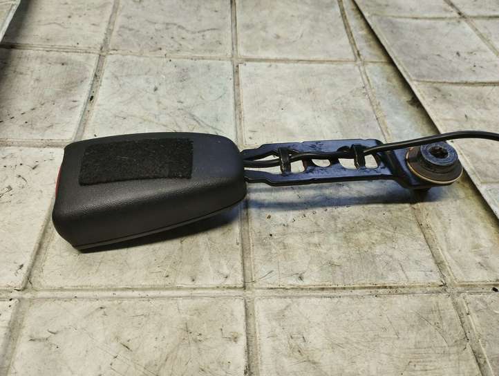 Volvo V50 (2004 - 2008)  116102 Передняя звукоизоляция