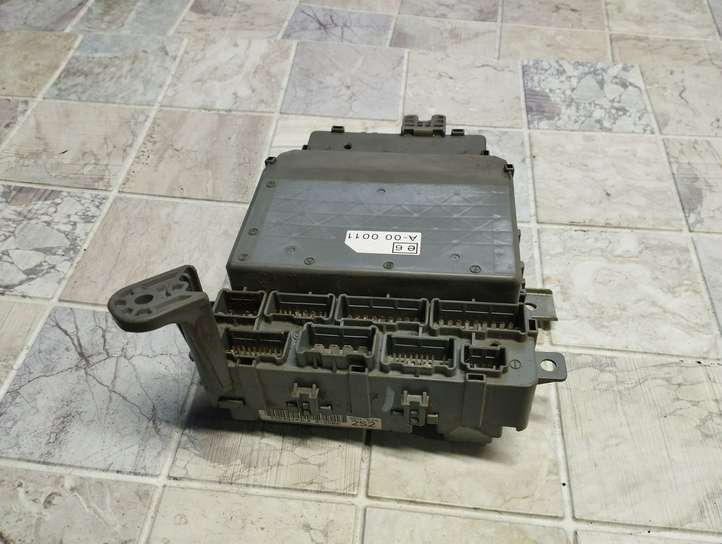 Honda Accord (2003 - 2007)  A000011 Блок предохранителей