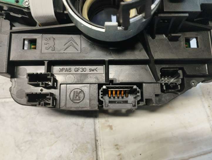 Peugeot 5008 (2009 - 2013)  96667320XT Комплект ручек
