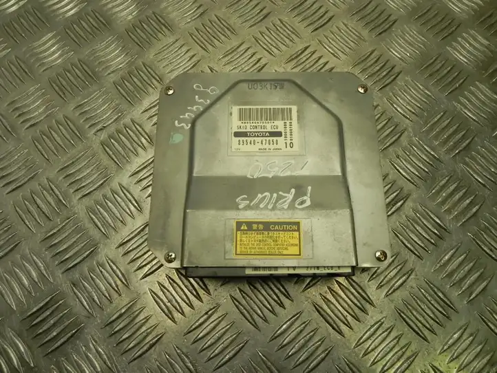Toyota Prius (XW20) (2003 - 2009) 8954047050 Прочие блоки управления — фото 1
