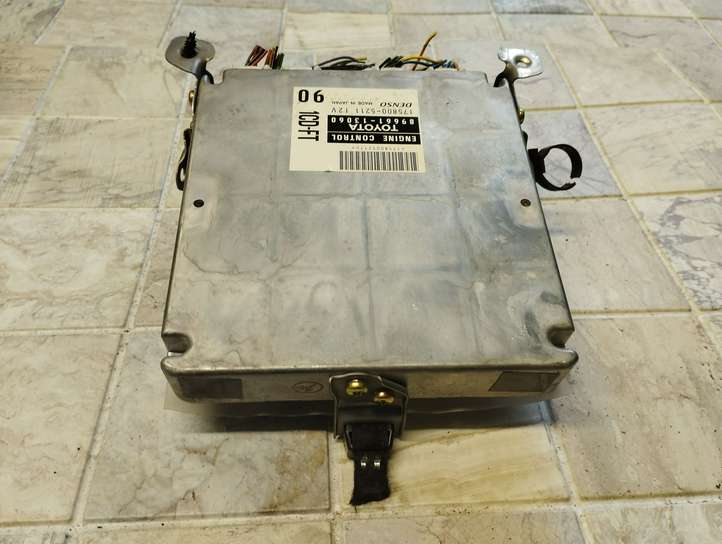 Toyota Corolla Verso E121 (2001 - 2004)  8966113060 Блок управления двигателя