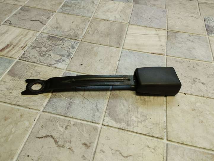 Toyota Corolla Verso E121 (2001 - 2004)  D016001 Передняя звукоизоляция