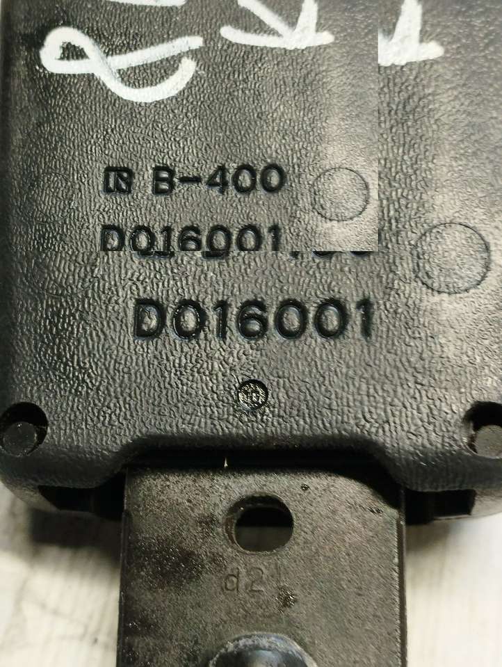 Toyota Corolla Verso E121 (2001 - 2004)  D016001 Передняя звукоизоляция