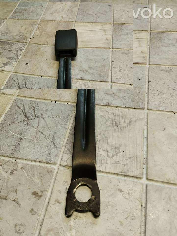 Toyota Corolla Verso E121 (2001 - 2004)  D016001 Передняя звукоизоляция