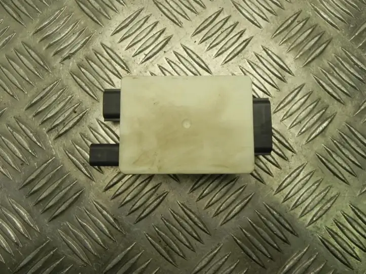 Nissan X-Trail T32 (2014 - 2021) 169108688R Блок управления топливным насосом — фото 1