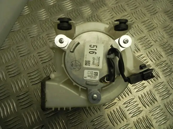 Toyota Auris E180 (2012 - 2018) G923012010 электрический вентилятор батареи автомобиля — фото 2