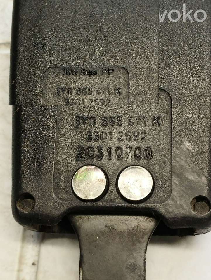Skoda Fabia Mk1 (6Y) (1999 - 2007)  33005679 Передняя звукоизоляция
