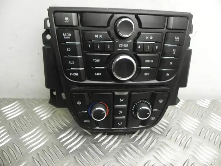 Opel Astra J (2009 - 2012) 22924493 Магнитола / мультимедийная система — фото 2