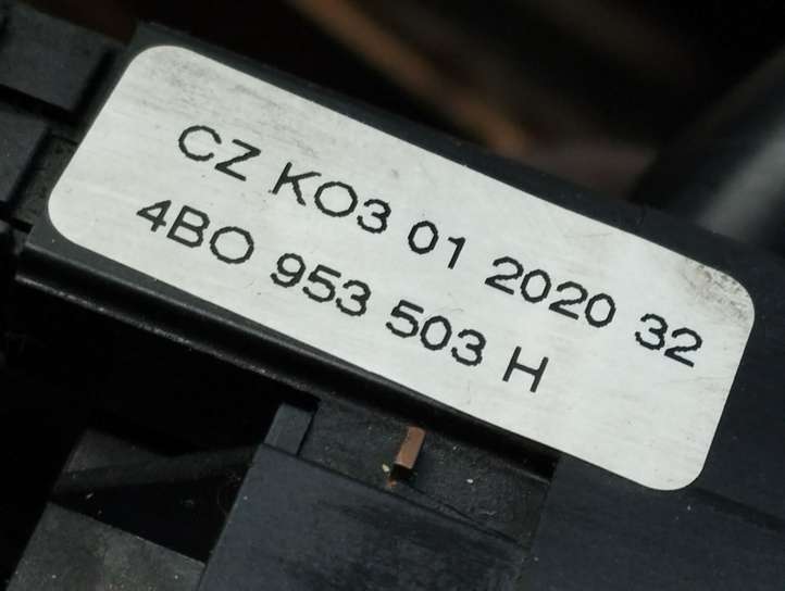 Skoda Fabia Mk1 (6Y) (1999 - 2007)  8L0953513J Комплект ручек