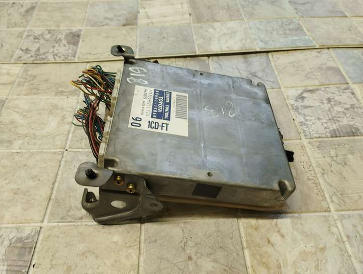 Toyota Corolla Verso E121 (2001 - 2004)  8966113060 Блок управления двигателя
