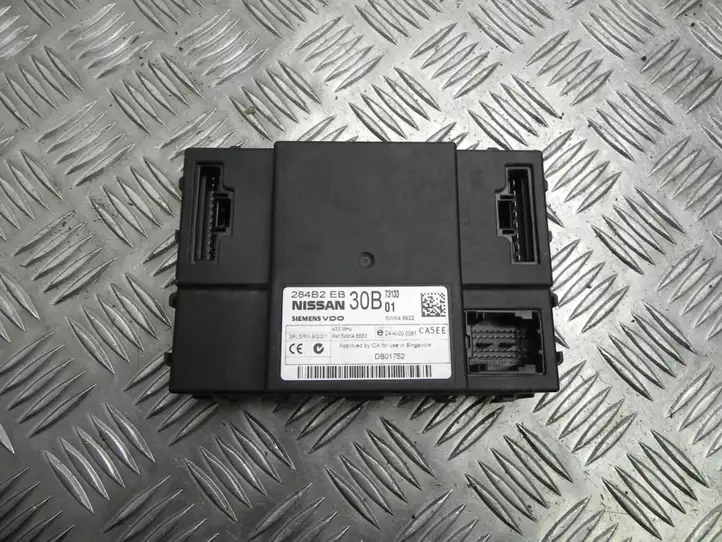 Nissan Navara D22 (1997 - 2004) 284B2EB30B Модуль комфорта — фото 1