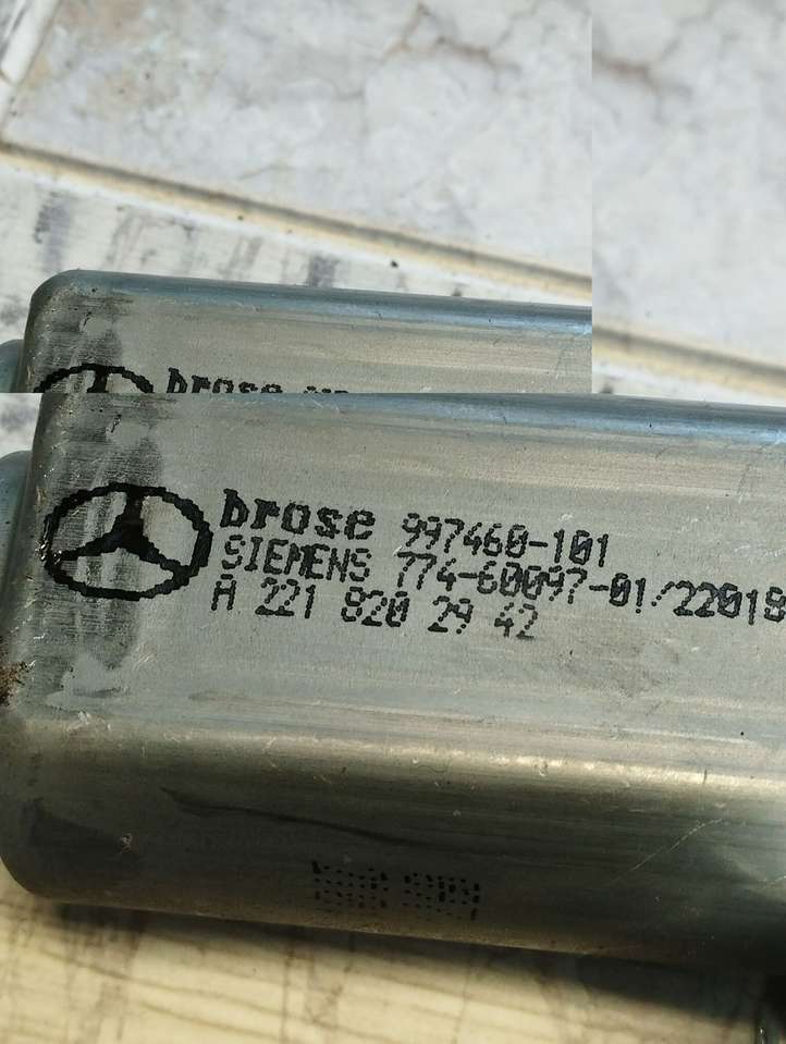 Mercedes-Benz S W221 (2005 - 2013)  A2218202942 Механизм подъема окон задней двери