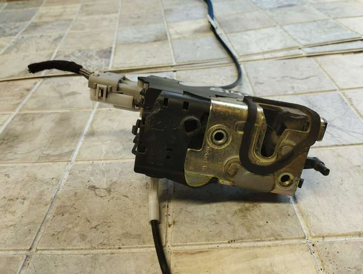 Peugeot 407 (2004 - 2011)  9656633880E Замок задней двери