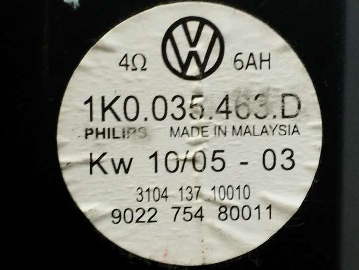 Volkswagen Golf V (2003 - 2009)  1K0035463D Звукоусилитель