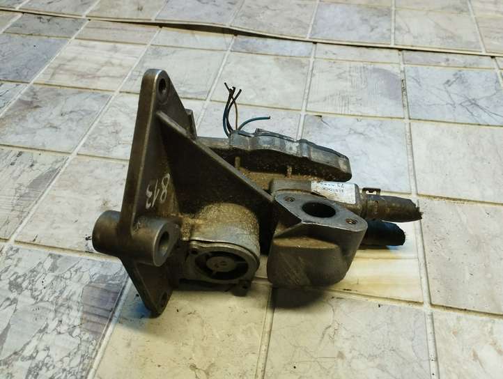Volkswagen Golf V (2003 - 2009)  06F131503 Клапан EGR
