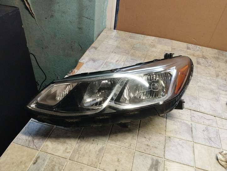 Chevrolet Cruze II (2016 - )  84156517 Передняя фара