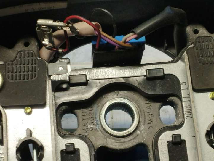 Chevrolet Captiva (2006 - 2011)  966265 Руль