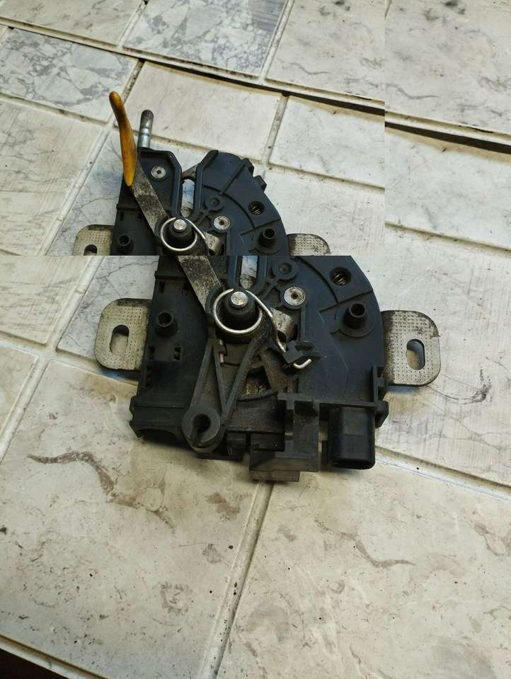 Ford S-Max (2006 - 2010)  16700AF Замок капота
