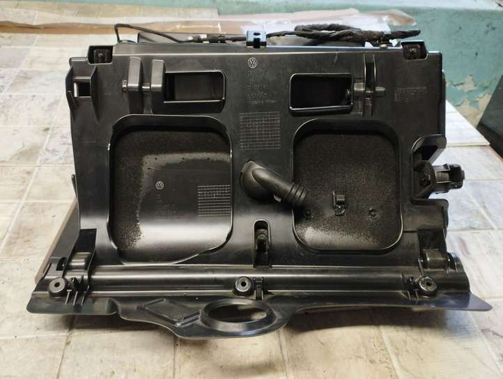Volkswagen PASSAT B6 (2005 - 2010)  3C1857114 Ящик для вещей