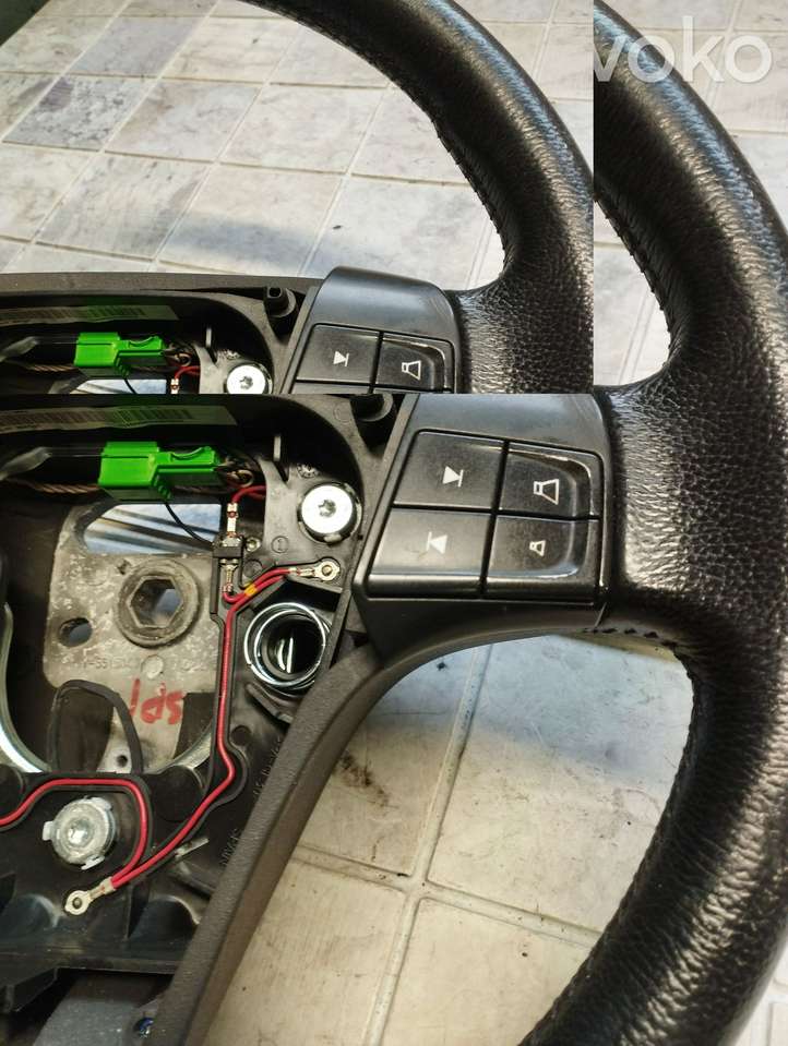 Volvo V50 (2004 - 2008)  8687337 Руль