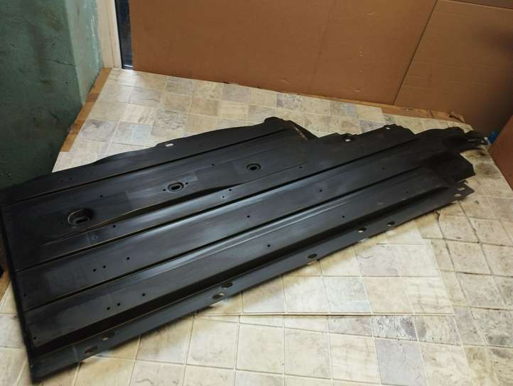 Subaru Outback (2009 - 2014)  56411AJ010 Боковая нижняя защита