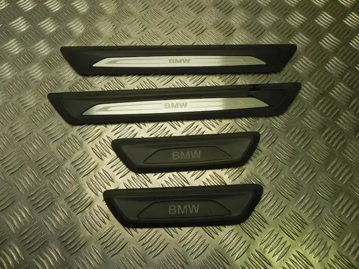 BMW X1 F48 F49 (2015 - 2022) 7263315 Накладка порога — фото 1