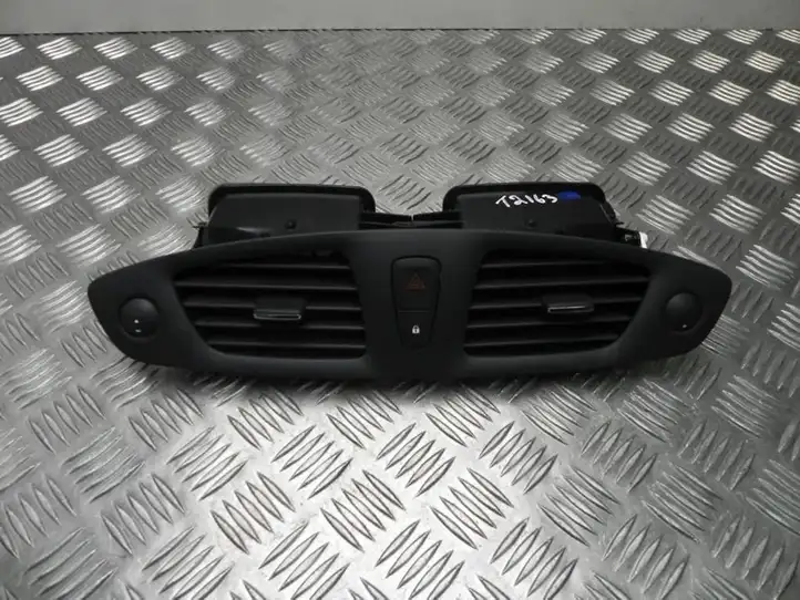 Renault Scenic III - Grand scenic III (2009 - 2016) 682600031R Задний воздушный дефлектор — фото 1