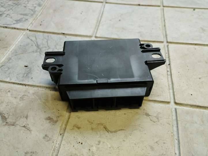 Volvo V50 (2004 - 2008)  8673137 Блок управления парковки