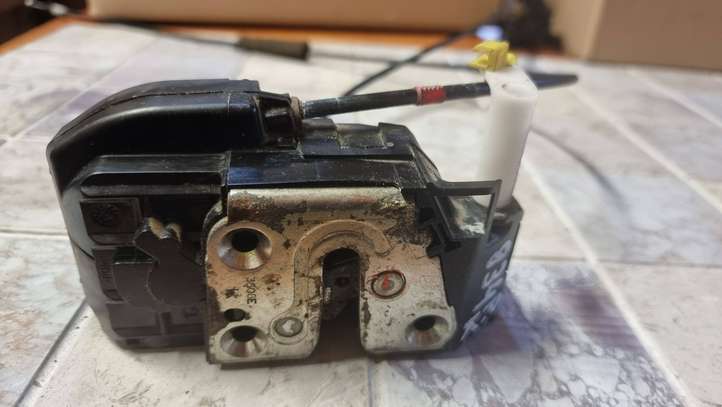 Nissan Note (E11) (2006 - 2014)  36065 Передняя звукоизоляция