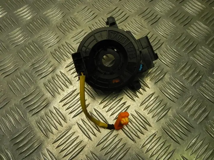 Toyota Yaris (2005 - 2009) X3CW652129 Контактное кольцо SRS — фото 1