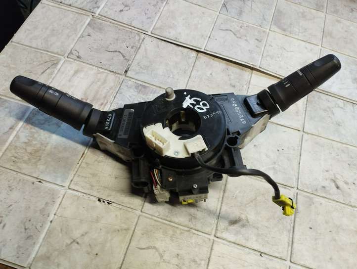 Nissan Note (E11) (2006 - 2014)  47945ED210 Комплект ручек