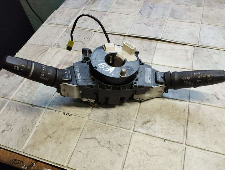 Nissan Note (E11) (2006 - 2014)  47945ED210 Комплект ручек