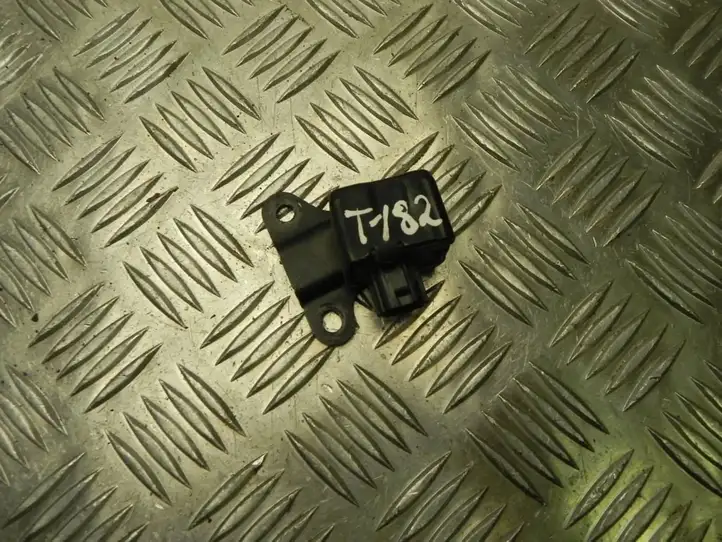 Toyota Prius (XW20) (2003 - 2009) G484547020 Датчик удара SRS — фото 1