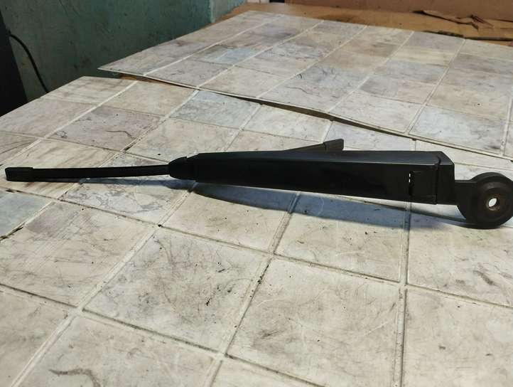 Volkswagen Touareg I (2002 - 2010)  7L0955707 Ножка стеклоочистителя заднего стекла