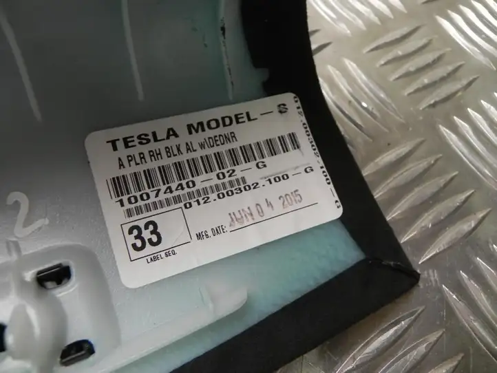 Tesla Model 3 (2017 - 2023) 100744002G Обшивка стойки A — фото 3