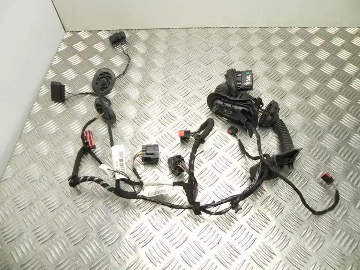 Ford Fiesta (2013 - 2017) 8V5114603CB Прочая электропроводка — фото 1