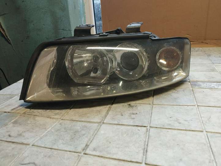 Audi A4 (2000 - 2006)  8E0941003F Передняя фара