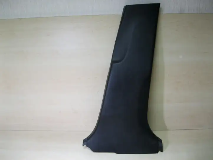 Toyota Yaris (2009 - 2012) 624130D190 Нижняя обшивка стойки B — фото 1