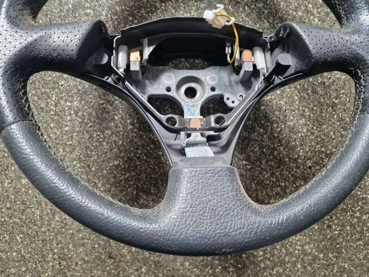 Toyota Yaris (1999 - 2003)   Руль