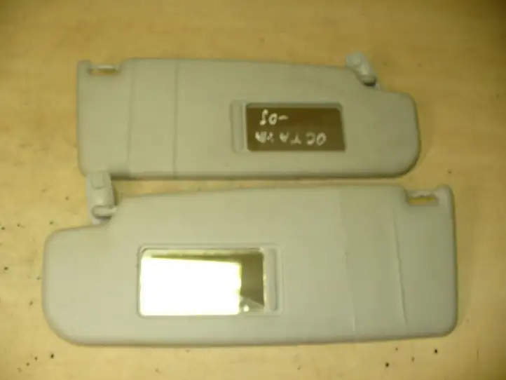 Skoda Octavia Mk2 (1Z) (2004 - 2013) 3T0857552 Солнцезащитный козырек — фото 3