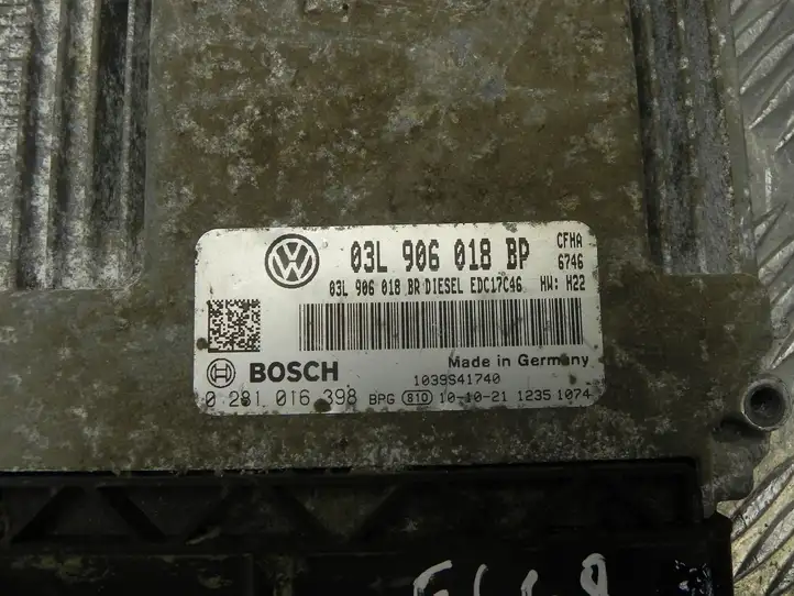Skoda Yeti (5L) (2009 - 2012) 03L906018BP Прочие блоки управления — фото 2