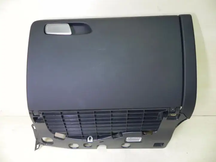 Audi A4 S4 B8 8K (2007 - 2011) 8K1857035 Бардачок в сборе — фото 1