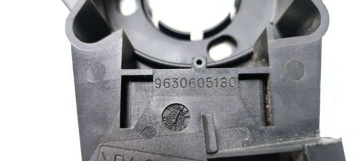 Citroen Xsara Picasso (1999 - 2012)  9630605180 Комплект ручек