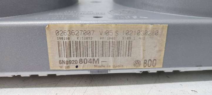 Volkswagen Polo (1994 - 2001)  6N0920804M Спидометр (приборный щиток)