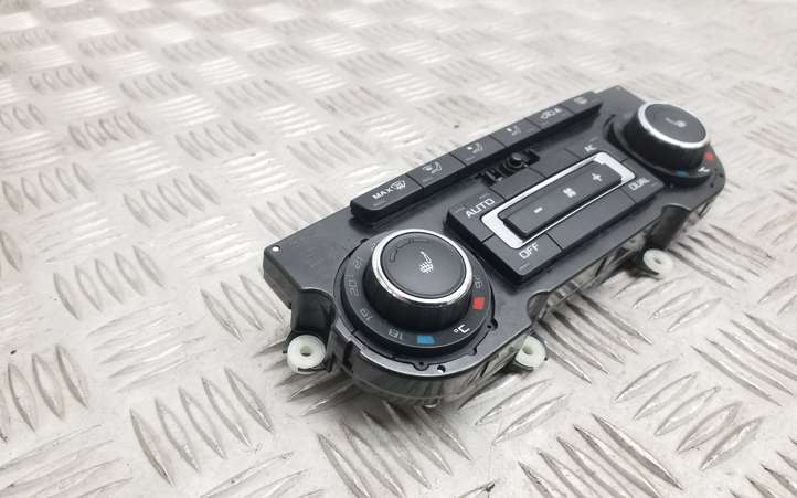 Skoda Yeti (2009 - 2012)  3T0907044BE Блок управления кондиционера воздуха / климата/ печки (в салоне)