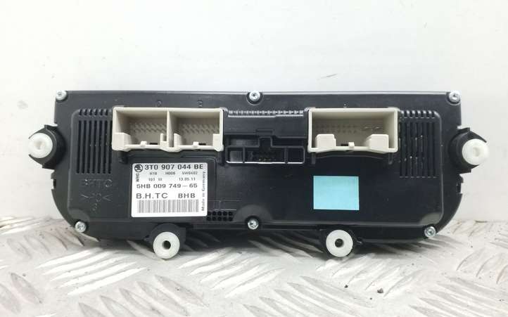 Skoda Yeti (2009 - 2012)  3T0907044BE Блок управления кондиционера воздуха / климата/ печки (в салоне)
