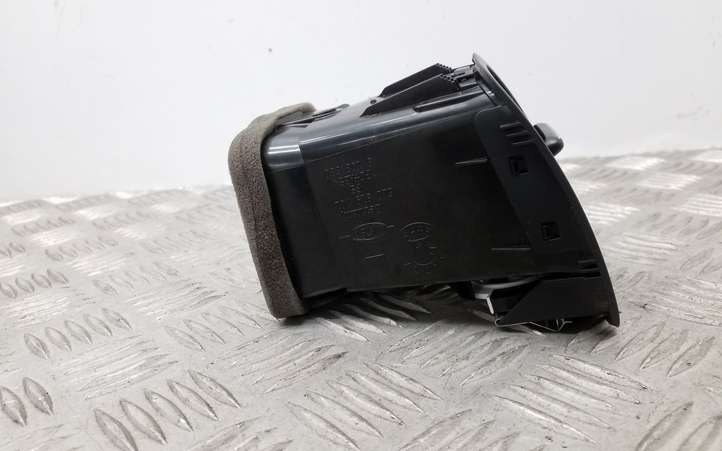 Skoda Yeti (2009 - 2012)  5L0819701 Боковая воздушный дефлектор
