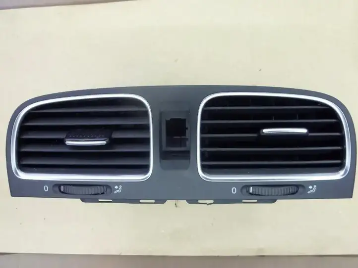 Volkswagen Golf VI (2009 - 2013) 5K0815735D Задний воздушный дефлектор — фото 1