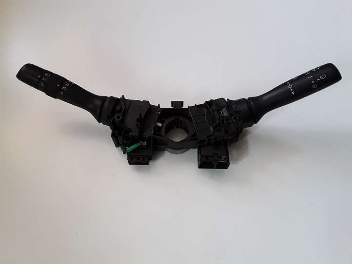 Toyota Yaris (2014 - 2019)  173832 Комплект ручек