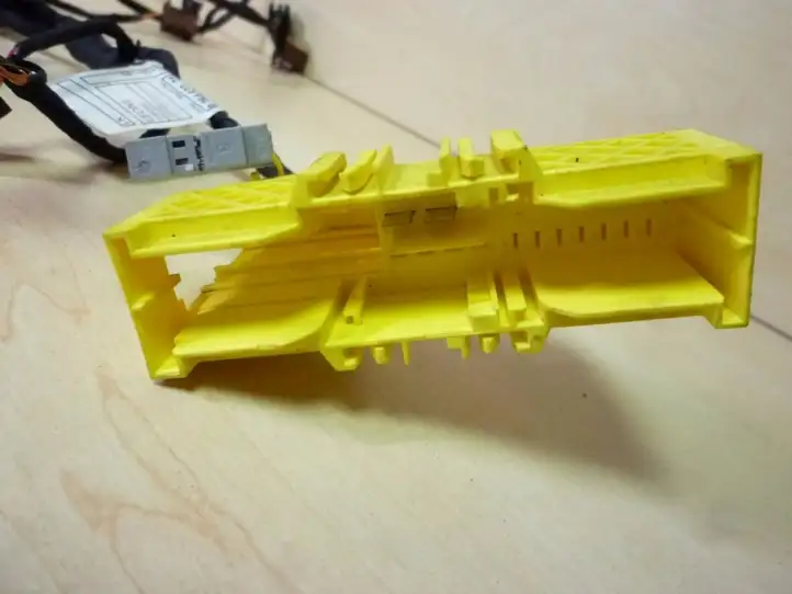 BMW 4 F32 F33 (2013 - 2017) 9260600 Прочая электропроводка — фото 3